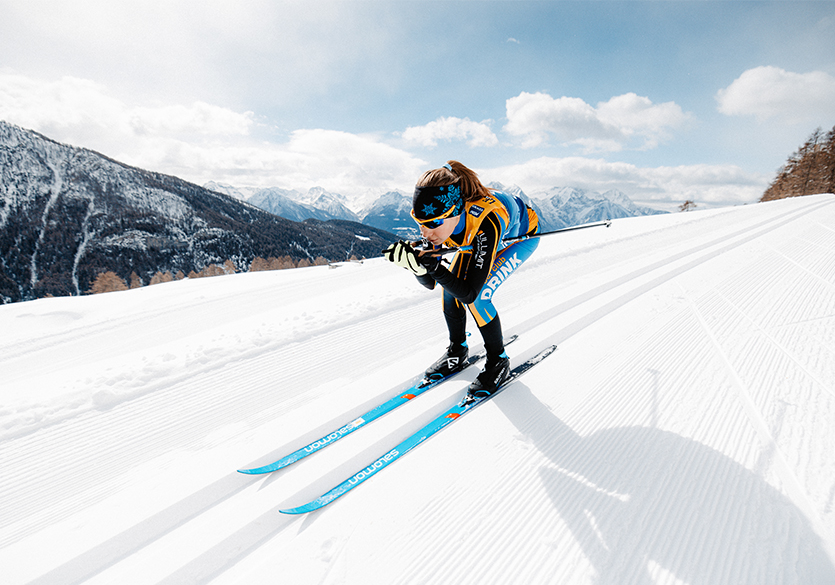 tenue et lunettes de ski de fond